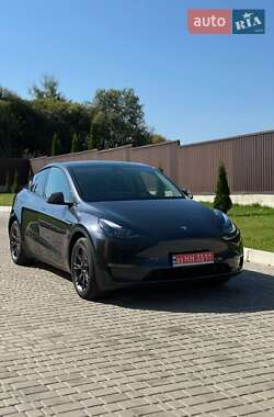 Внедорожник / Кроссовер Tesla Model Y 2024 в 