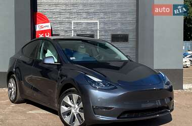 Позашляховик / Кросовер Tesla Model Y 2023 в Києві