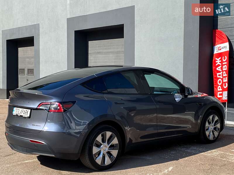 Позашляховик / Кросовер Tesla Model Y 2023 в Києві