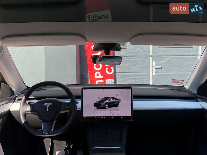 Позашляховик / Кросовер Tesla Model Y 2023 в Києві
