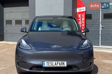 Внедорожник / Кроссовер Tesla Model Y 2022 в 