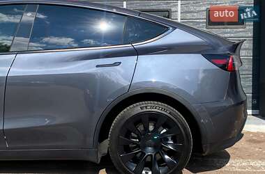 Внедорожник / Кроссовер Tesla Model Y 2022 в 
