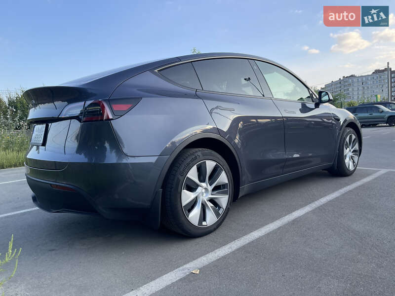 Позашляховик / Кросовер Tesla Model Y 2022 в Києві