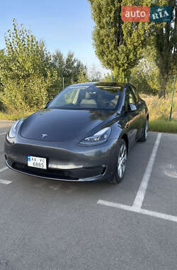 Внедорожник / Кроссовер Tesla Model Y 2022 в 