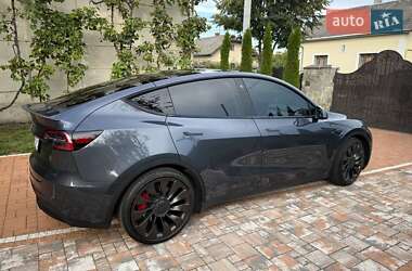 Внедорожник / Кроссовер Tesla Model Y 2021 в 