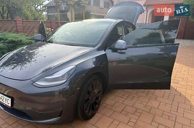 Внедорожник / Кроссовер Tesla Model Y 2021 в 