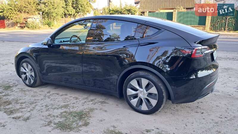 Позашляховик / Кросовер Tesla Model Y 2021 в Києві