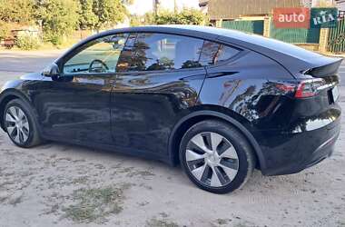 Позашляховик / Кросовер Tesla Model Y 2021 в 