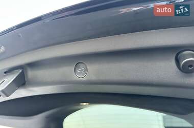 Внедорожник / Кроссовер Tesla Model Y 2022 в 