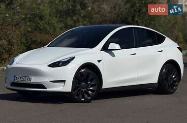 Внедорожник / Кроссовер Tesla Model Y 2022 в 
