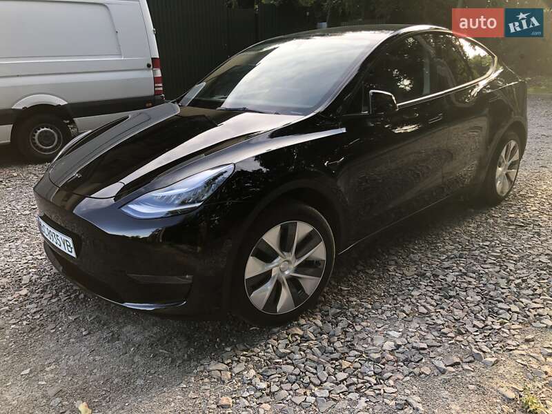 Внедорожник / Кроссовер Tesla Model Y 2023 в Львове фото 2 Внедорожник / Кроссовер Tesla Model Y 2023 в Львове