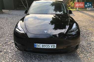 Внедорожник / Кроссовер Tesla Model Y 2023 в Львове