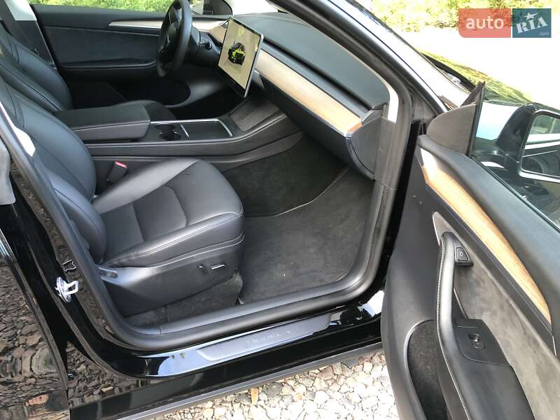 Внедорожник / Кроссовер Tesla Model Y 2023 в Львове фото 9 Внедорожник / Кроссовер Tesla Model Y 2023 в Львове