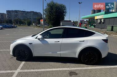 Позашляховик / Кросовер Tesla Model Y 2022 в 