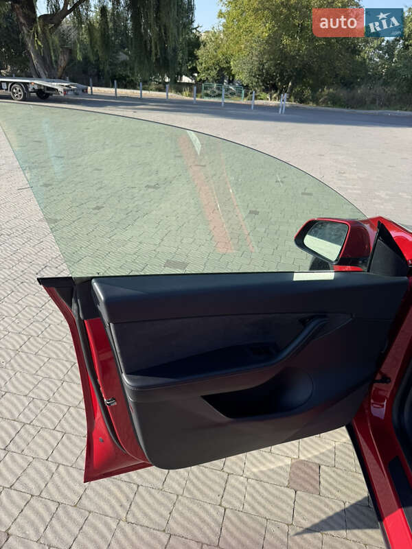 Внедорожник / Кроссовер Tesla Model Y 2021 в Луцке фото 9 Внедорожник / Кроссовер Tesla Model Y 2021 в Луцке