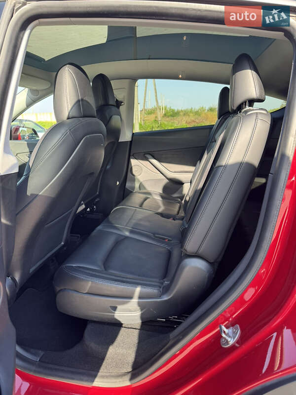 Внедорожник / Кроссовер Tesla Model Y 2021 в Луцке фото 14 Внедорожник / Кроссовер Tesla Model Y 2021 в Луцке