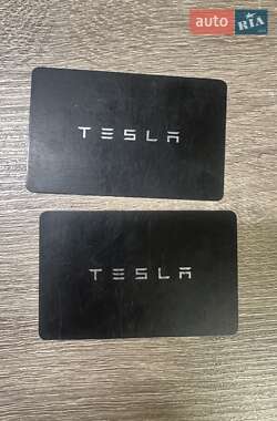 Позашляховик / Кросовер Tesla Model Y 2023 в 
