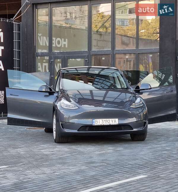 Внедорожник / Кроссовер Tesla Model Y 2023 в Полтаве фото 22 Внедорожник / Кроссовер Tesla Model Y 2023 в Полтаве