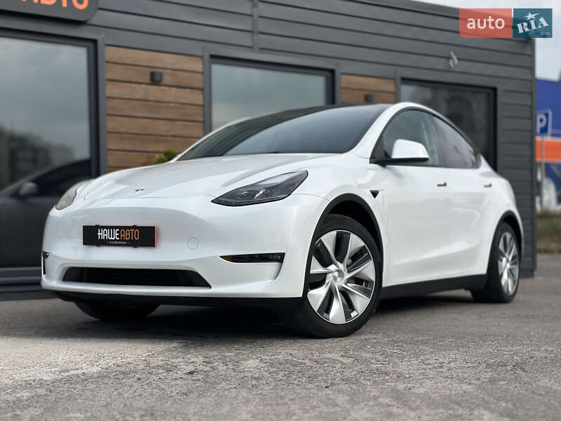 Позашляховик / Кросовер Tesla Model Y 2023 в Шептицькому