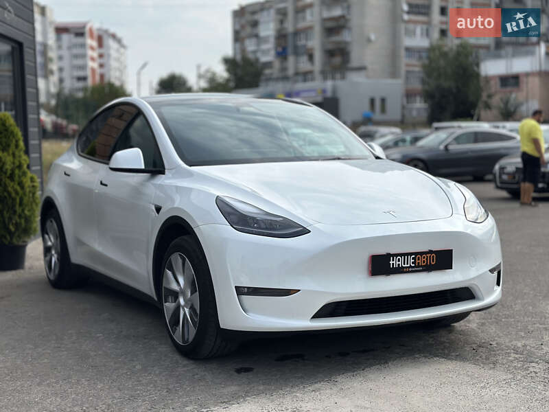 Позашляховик / Кросовер Tesla Model Y 2023 в Шептицькому