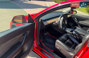 Внедорожник / Кроссовер Tesla Model Y 2021 в Тернополе