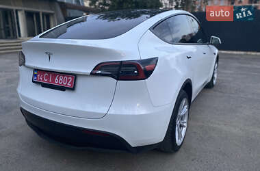 Внедорожник / Кроссовер Tesla Model Y 2022 в 