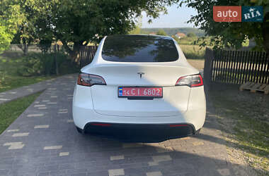 Внедорожник / Кроссовер Tesla Model Y 2022 в 