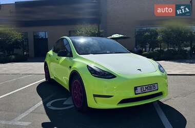 Внедорожник / Кроссовер Tesla Model Y 2023 в Киеве