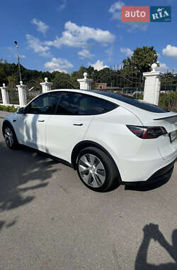 Внедорожник / Кроссовер Tesla Model Y 2021 в 