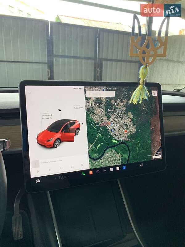 Позашляховик / Кросовер Tesla Model Y 2021 в Новомосковську