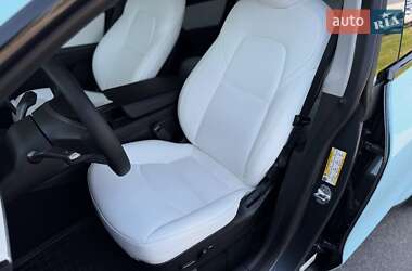 Позашляховик / Кросовер Tesla Model Y 2022 в 