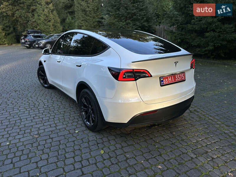 Внедорожник / Кроссовер Tesla Model Y 2022 в Львове