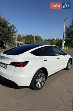 Внедорожник / Кроссовер Tesla Model Y 2021 в Черкассах