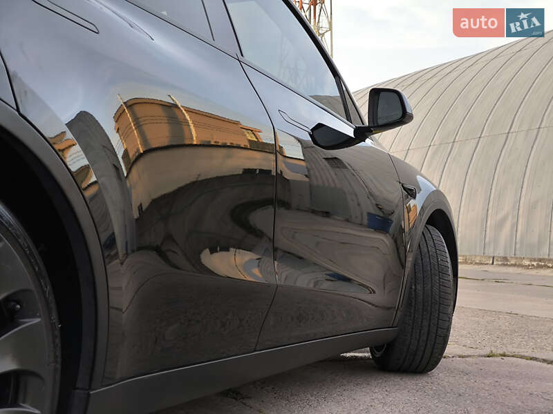 Позашляховик / Кросовер Tesla Model Y 2021 в Львові фото 14 Позашляховик / Кросовер Tesla Model Y 2021 в Львові