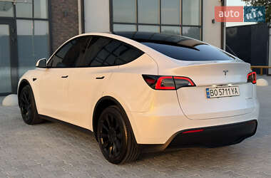 Внедорожник / Кроссовер Tesla Model Y 2022 в 
