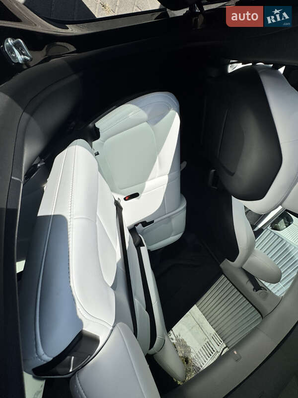 Внедорожник / Кроссовер Tesla Model Y 2024 в Днепре фото 19 Внедорожник / Кроссовер Tesla Model Y 2024 в Днепре