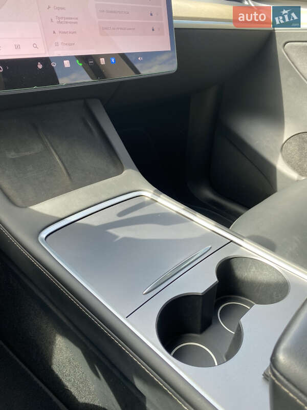 Внедорожник / Кроссовер Tesla Model Y 2023 в Киеве фото 25 Внедорожник / Кроссовер Tesla Model Y 2023 в Киеве