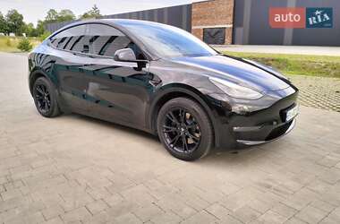 Позашляховик / Кросовер Tesla Model Y 2022 в 