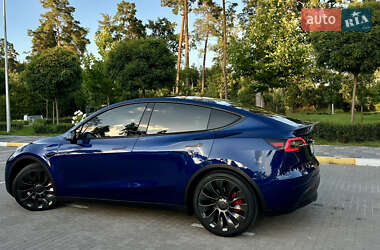 Внедорожник / Кроссовер Tesla Model Y 2022 в 