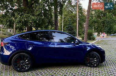 Внедорожник / Кроссовер Tesla Model Y 2022 в 