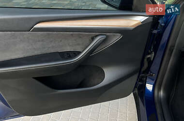 Внедорожник / Кроссовер Tesla Model Y 2022 в 