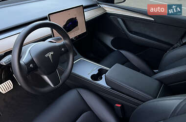 Внедорожник / Кроссовер Tesla Model Y 2022 в 