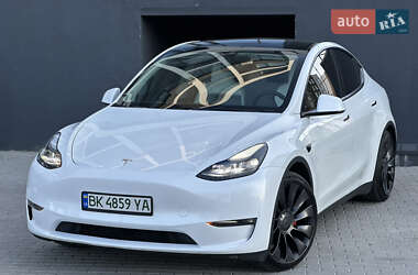 Позашляховик / Кросовер Tesla Model Y 2023 в 