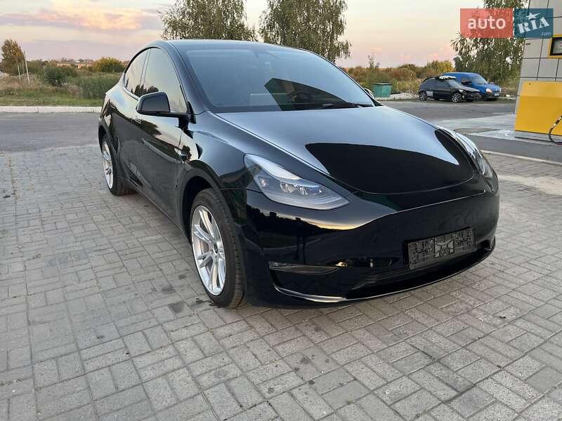 Внедорожник / Кроссовер Tesla Model Y 2023 в 