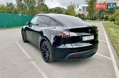 Позашляховик / Кросовер Tesla Model Y 2023 в 