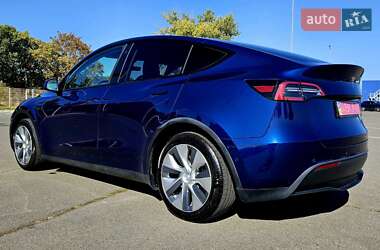 Внедорожник / Кроссовер Tesla Model Y 2021 в 