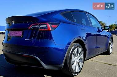 Внедорожник / Кроссовер Tesla Model Y 2021 в 