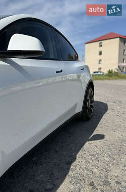Внедорожник / Кроссовер Tesla Model Y 2022 в 