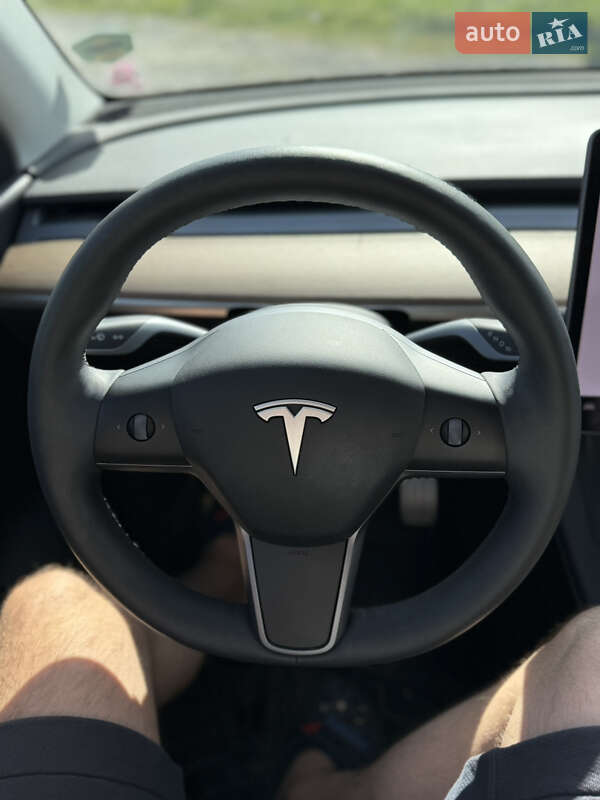 Внедорожник / Кроссовер Tesla Model Y 2022 в Бердичеве