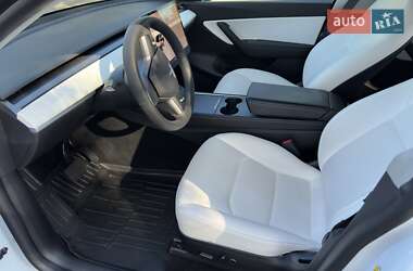 Внедорожник / Кроссовер Tesla Model Y 2021 в Киеве